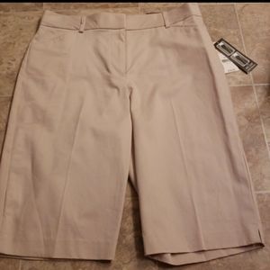 NWT Kim Roger Bermuda Walking shorts